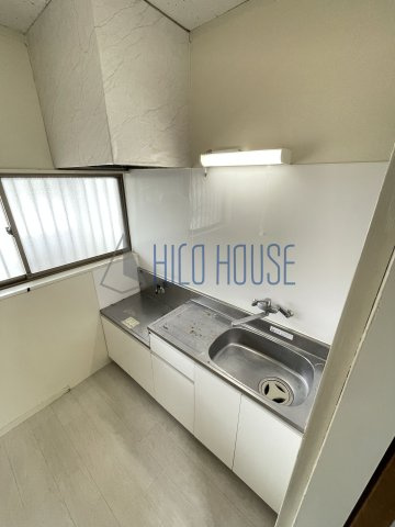 コーポフローレスのキッチン