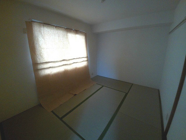 サニーヒル白水の和室