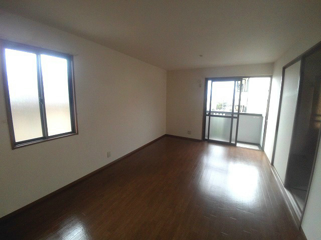 サニーヒル白水の居間・リビング