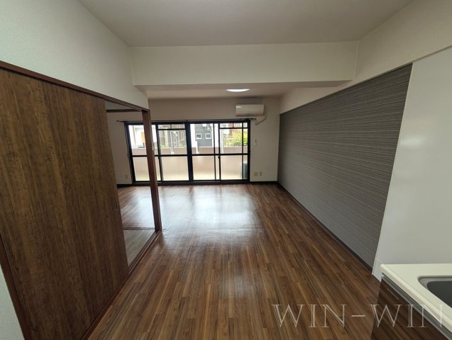 ルミエールの居間・リビング