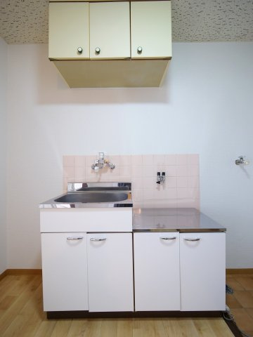 ロイヤル神田のキッチン|※写真は別の部屋のものです。