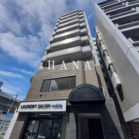 コスモビルの外観