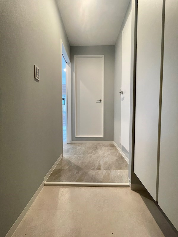 クレール西多聞の玄関