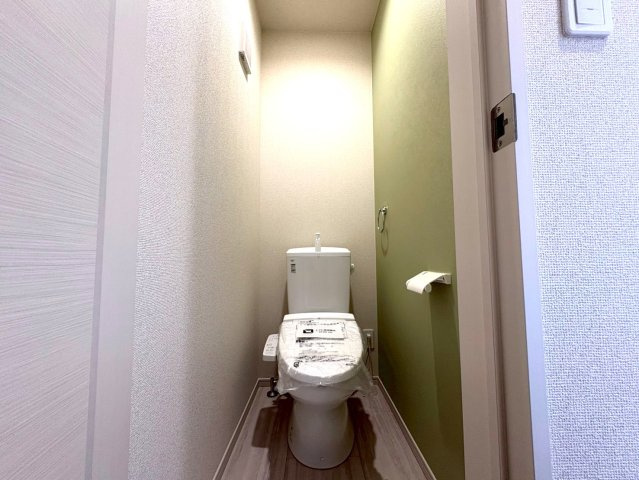 静岡市葵区昭府二丁目　６期　新築戸建　全１棟　のトイレ