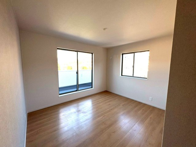 静岡市葵区昭府二丁目　６期　新築戸建　全１棟　の寝室