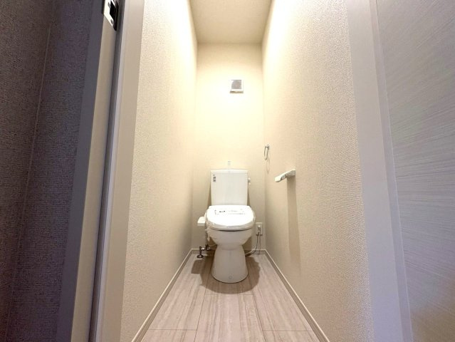 静岡市葵区昭府二丁目　６期　新築戸建　全１棟　のトイレ