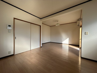 【居間・リビング】