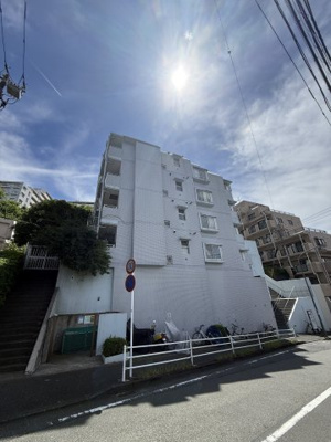 【外観】 | コスモ和田町 | 総戸数27戸、1987年月築、管理人は勤務につき管理体制良好です♪