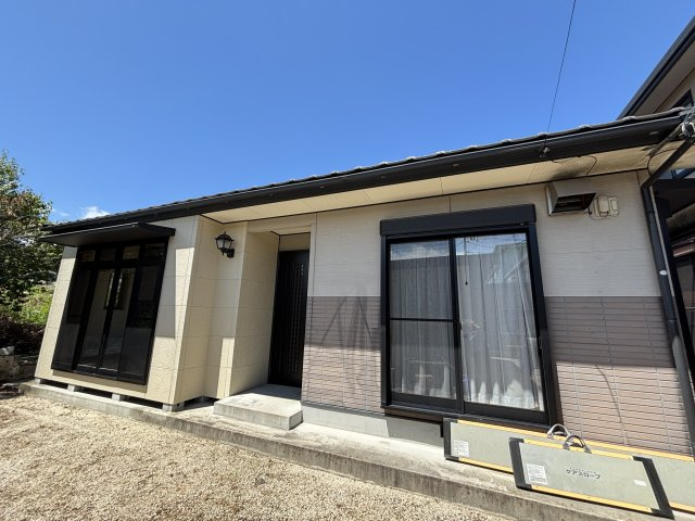 千旦林戸建て・倉庫付きの外観