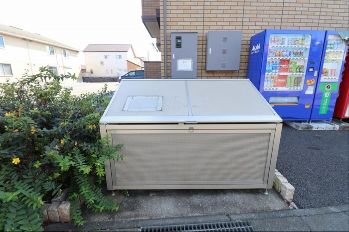 レジデンス北荒川沖のその他共用部分|ゴミストッカー
