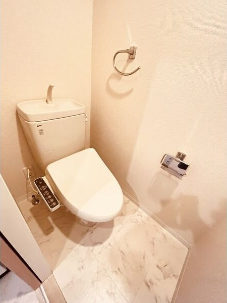 プライマル名古屋吹上のトイレ