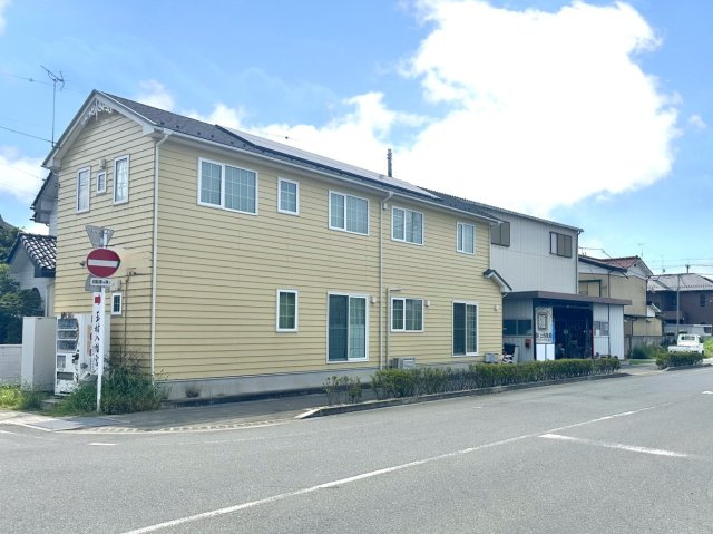 【中古戸建】佐波郡玉村町大字下新田の外観|■外観｜特徴のある個性的な住まいと美しい街並み、そして住みやすい環境を、ぜひ現地でご覧になりませんか。お気軽にお問合せください(^^)  