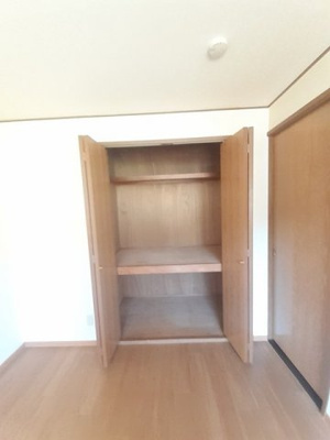 【収納】 | カンフォートＨＩＲＡＯＫＡ | 大きなスペースがあり、収納には困りません