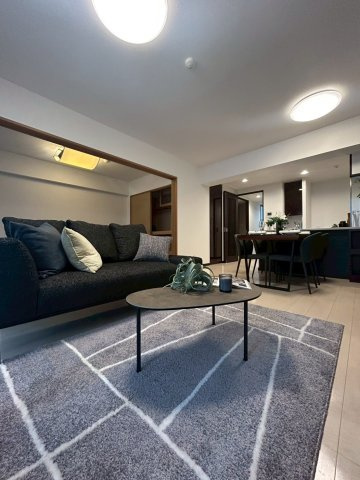 クオス中山の居間・リビング|家具等は売買対象外となります