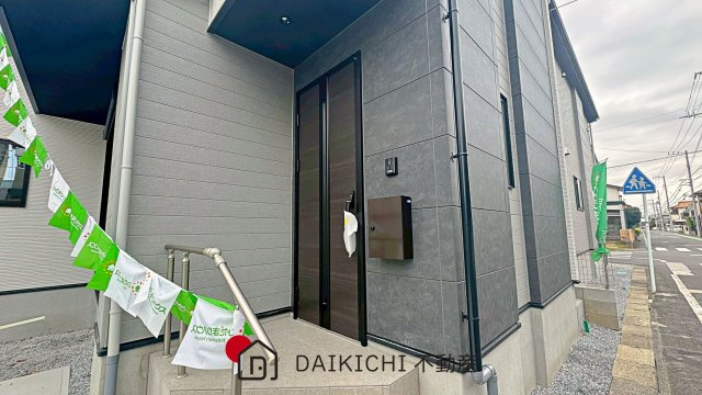 【玄関】 | 久喜市久喜東27期　LIGARE　新築戸建　全2棟　2号棟