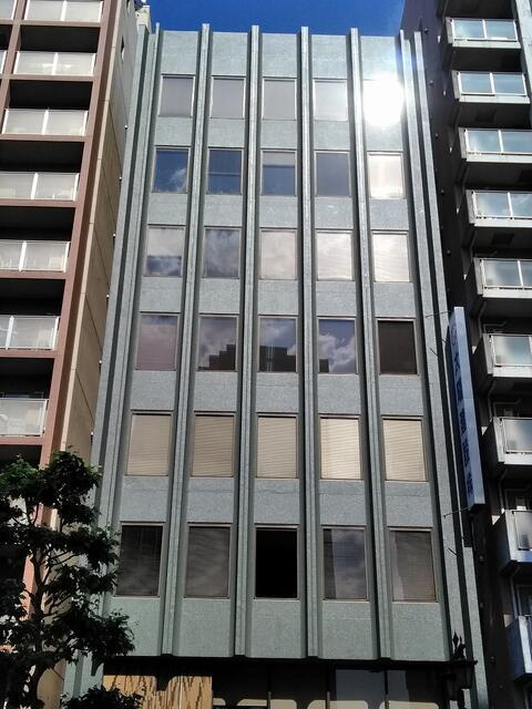 新宿太陽ビル３階