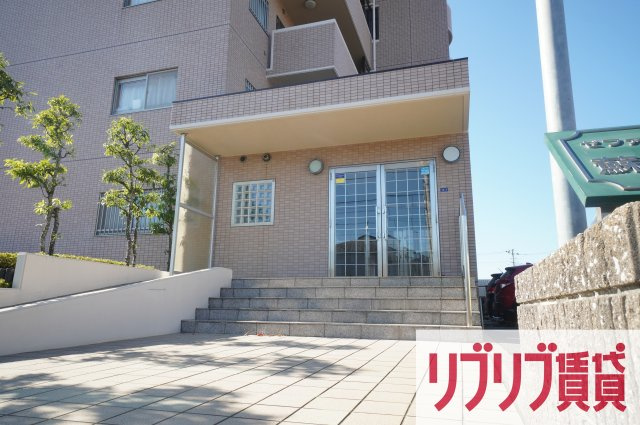 ゼファーシャン・ティオン蘇我弐番館のエントランス