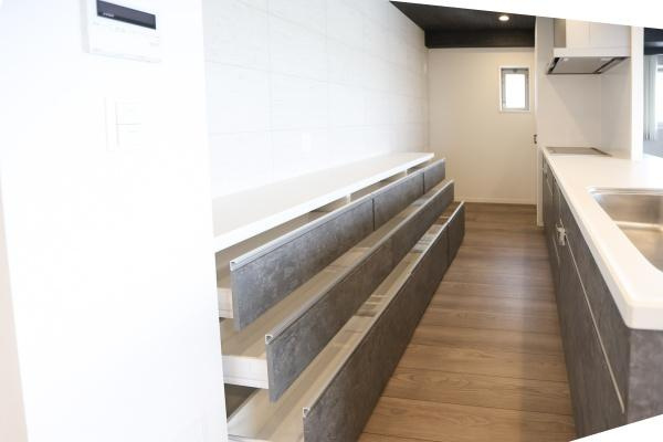 クレアネクスト古国府ザ・タワーのキッチン