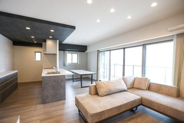 クレアネクスト古国府ザ・タワーの居間・リビング|家族とゆったりした時間を過ごせる空間♪