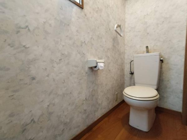望みが丘中古のトイレ|2階にもトイレがあり、便利です。