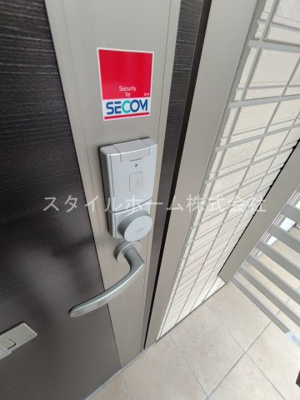 【玄関】 | ベリーヴィレッジ C棟 | イメージ写真です。