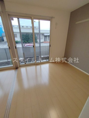 【居間・リビング】 | ベリーヴィレッジ C棟 | イメージ写真です。