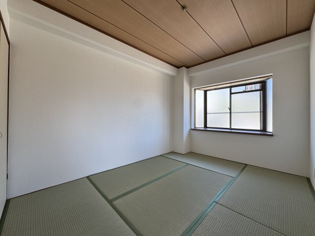 メゾン桜塚の和室