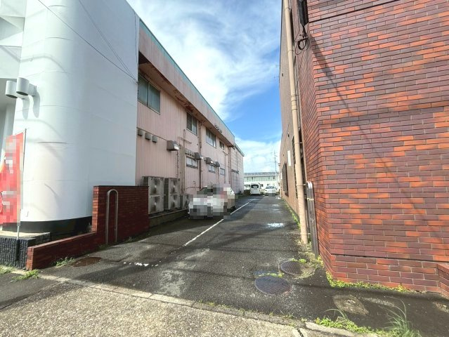 エンリー岡崎ビル2階の駐車場