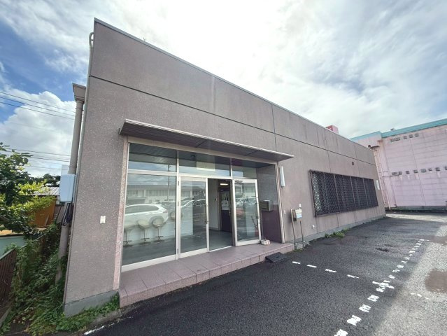 エンリー岡崎ビル2階の外観