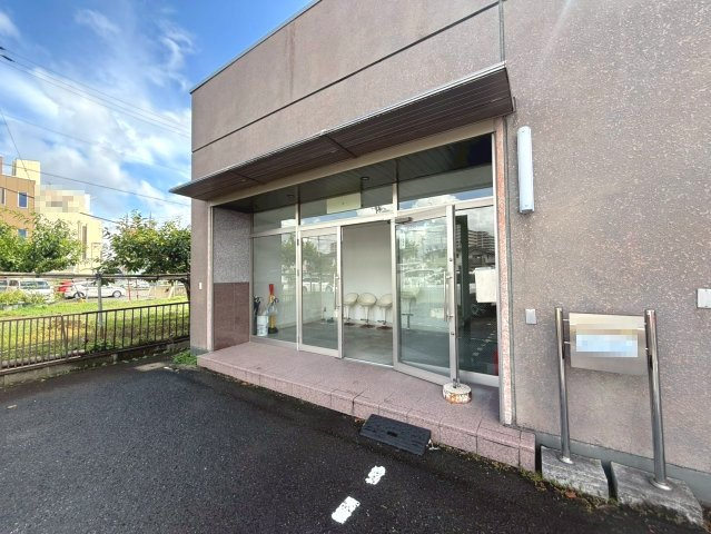 エンリー岡崎ビル2階の外観