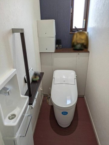 岡山市南区築港緑町3丁目 中古住宅のトイレ|◆1階トイレの様子です。