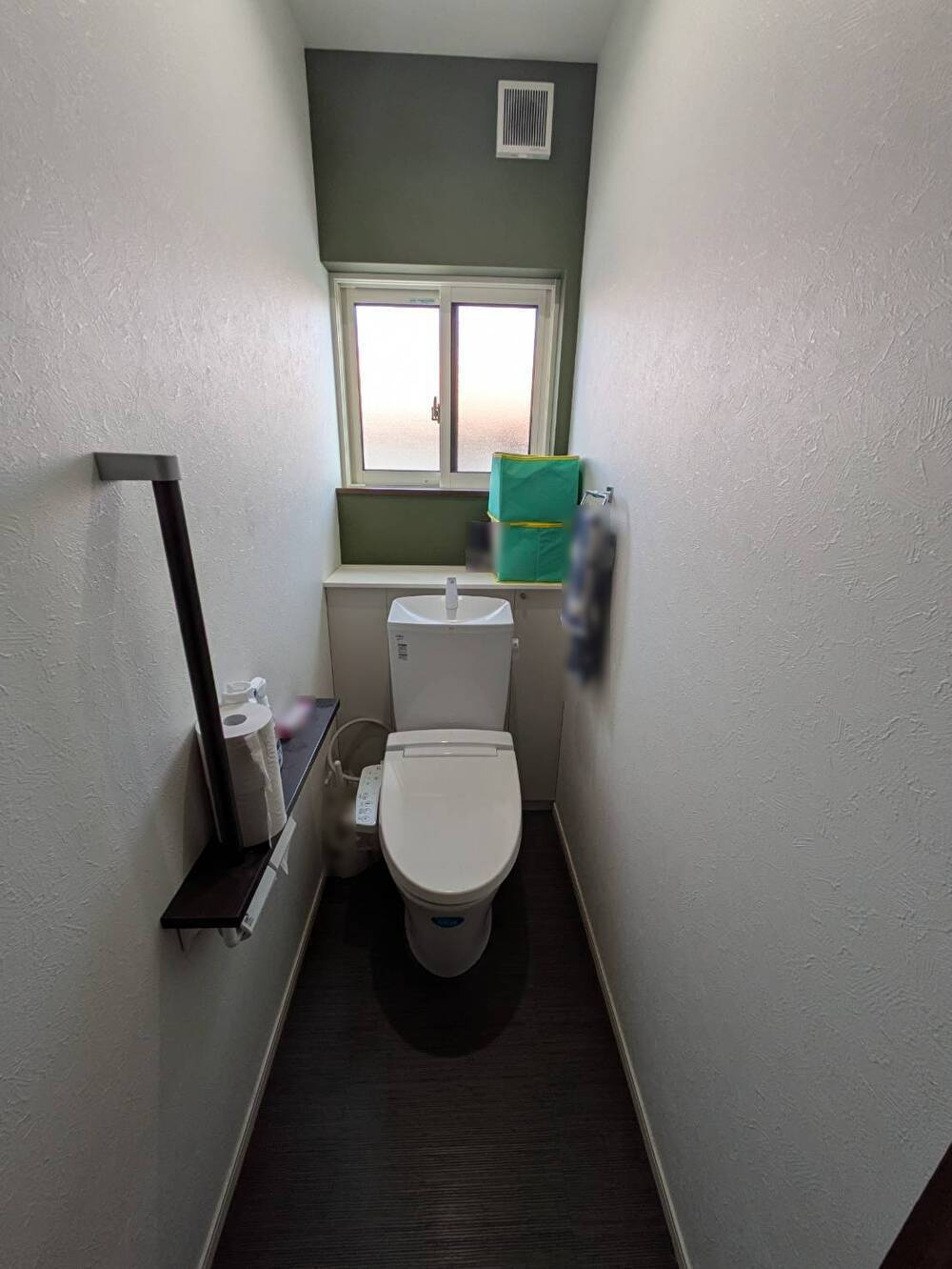 岡山市南区築港緑町3丁目 中古住宅のトイレ|◆2階トイレの様子です。