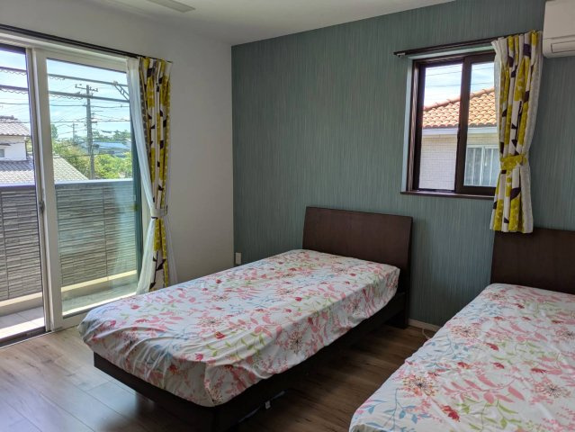 岡山市南区築港緑町3丁目 中古住宅の寝室|◆2階主寝室の様子です。