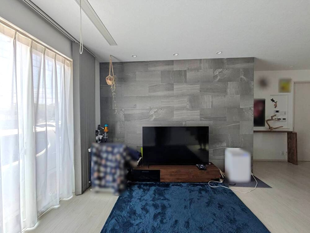 岡山市南区築港緑町3丁目 中古住宅の居間・リビング|◆ゆったり広々としたリビングです。