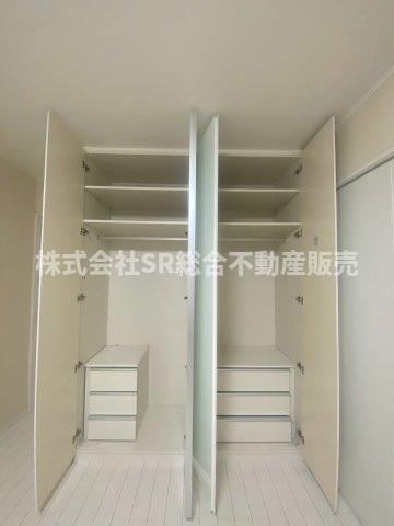 横小路町4丁目中古戸建の収納|便利な収納スペースです