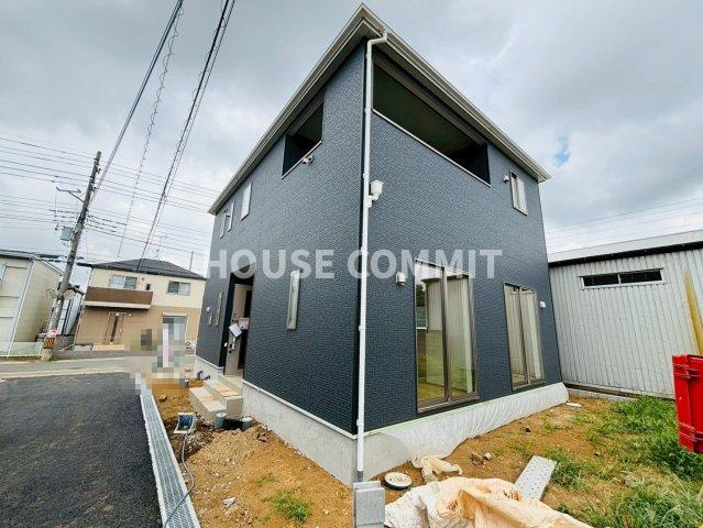 八街に第１７　新築１号棟の外観