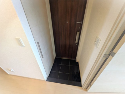 【玄関】 | シーズガーデングリーンパティオ | きれいな玄関です