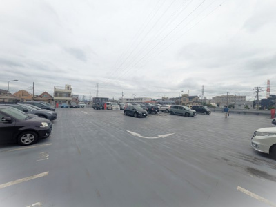 【駐車場】 | シーズガーデングリーンパティオ | 駐車場があるので、車を買う予定の方も安心です