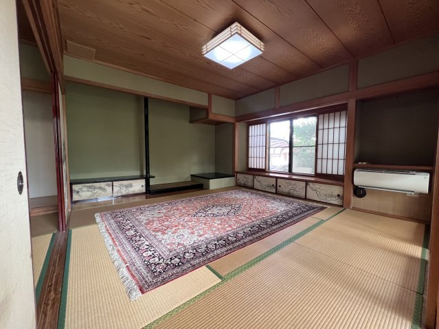 河内長野市古野町中古戸建の和室|広々とした和室です♪