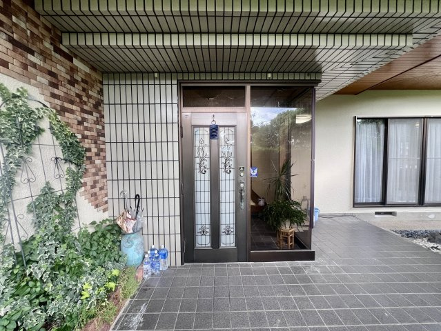 河内長野市古野町中古戸建の玄関|広々！