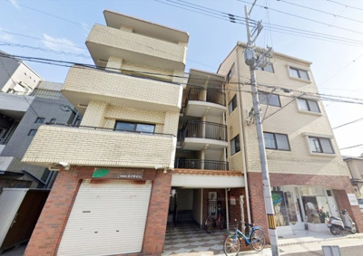 【外観】 | ル・パレ魚崎 | 銀行、スーパー、飲食店などが揃う商店街まで徒歩８分。生活に便利な環境
