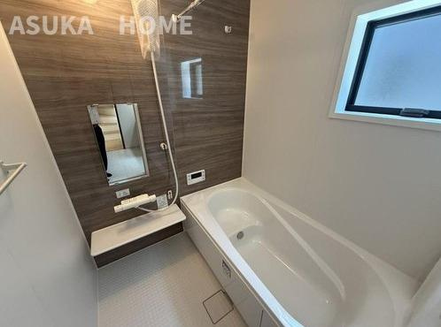 神奈川県横浜市都筑区すみれが丘 戸建の浴室|ゆったり過ごせるお風呂です