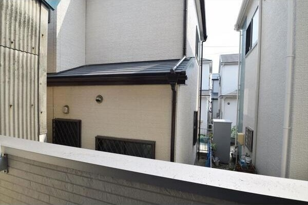 サンプレミオ十番町のバルコニー