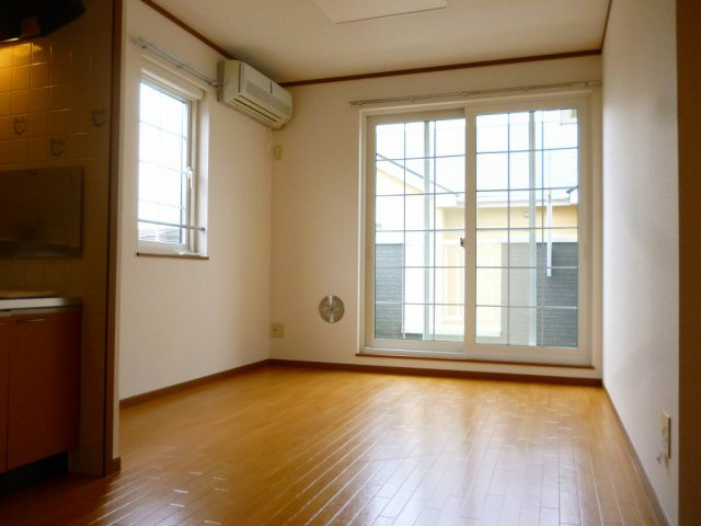 シャングリラ・廣Ⅱの居間・リビング