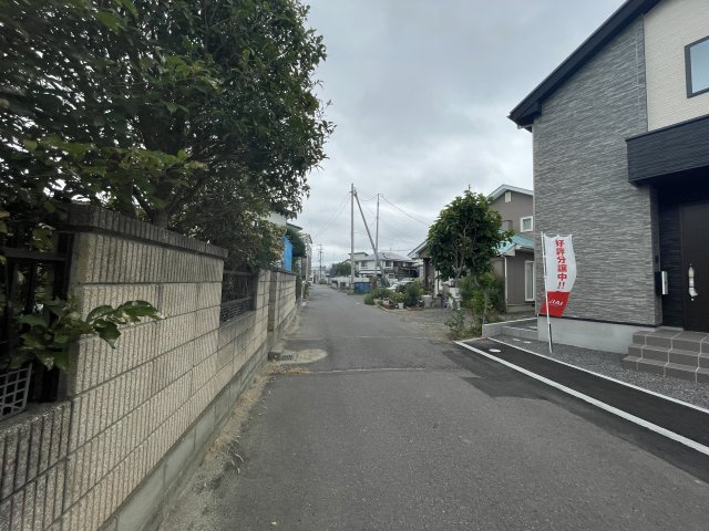 新築戸建・新築建売　郡山市静町6期　Erde　全2棟の前面道路含む現地写真