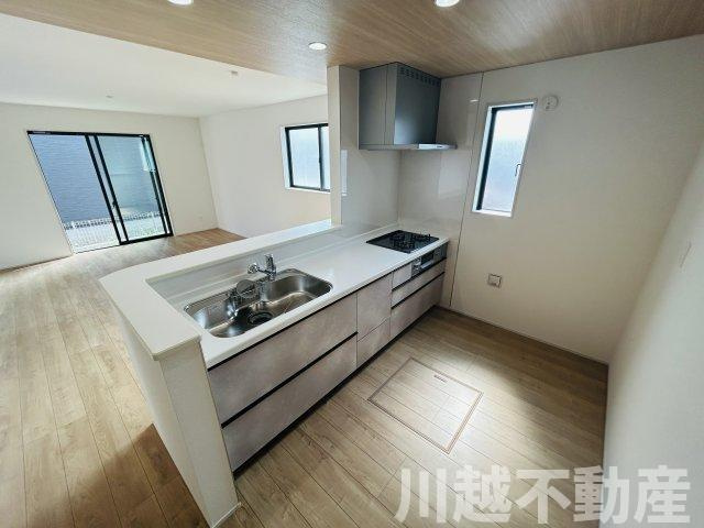 うれしい大容量パントリー付き！のキッチン|オシャレな店舗でゆっくりとお過ごしください