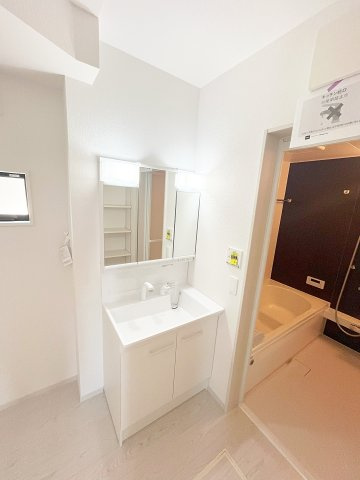 新築戸建・新築建売　郡山市静町6期　Erde　全2棟の独立洗面台