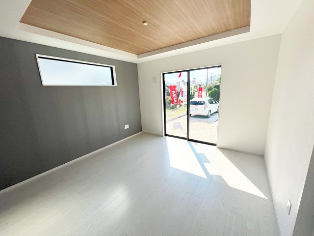 新築戸建・新築建売　郡山市静町6期　Erde　全2棟の居間・リビング