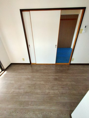  | グラシア南津の辺