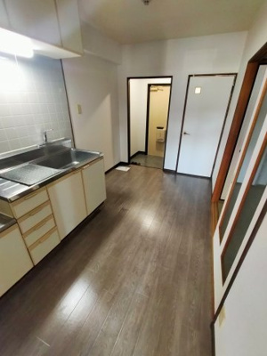  | グラシア南津の辺